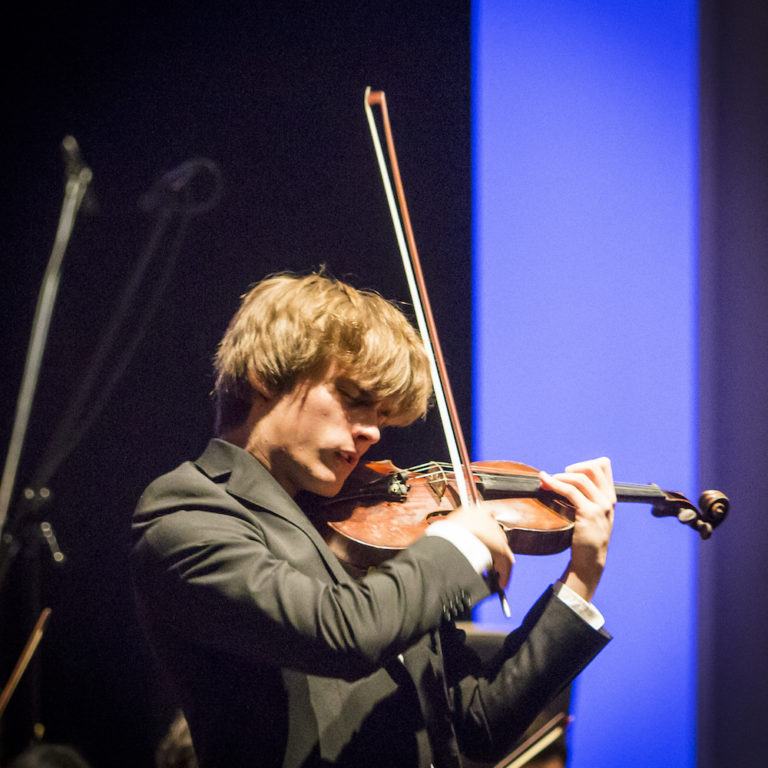 Dmitry Smirnov wins 2015 Tibor Varga Violin Competition Sion Valais, News